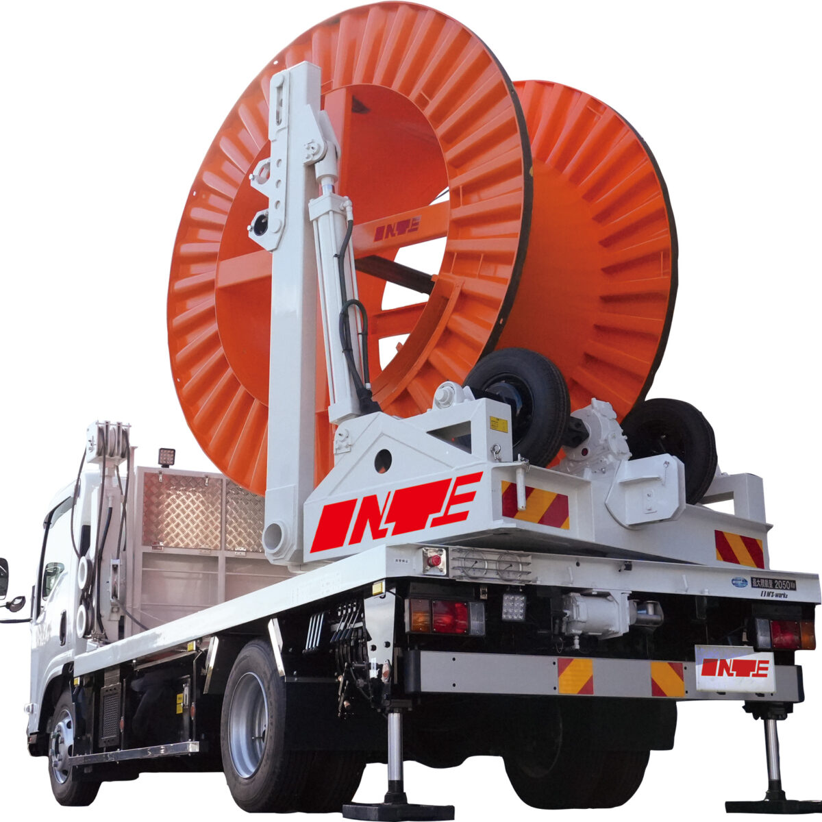 ケーブル布設巻取車（ 8t / 14t）